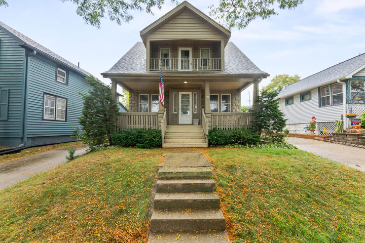 403 N 69th St  Wauwatosa WI 53213 photo