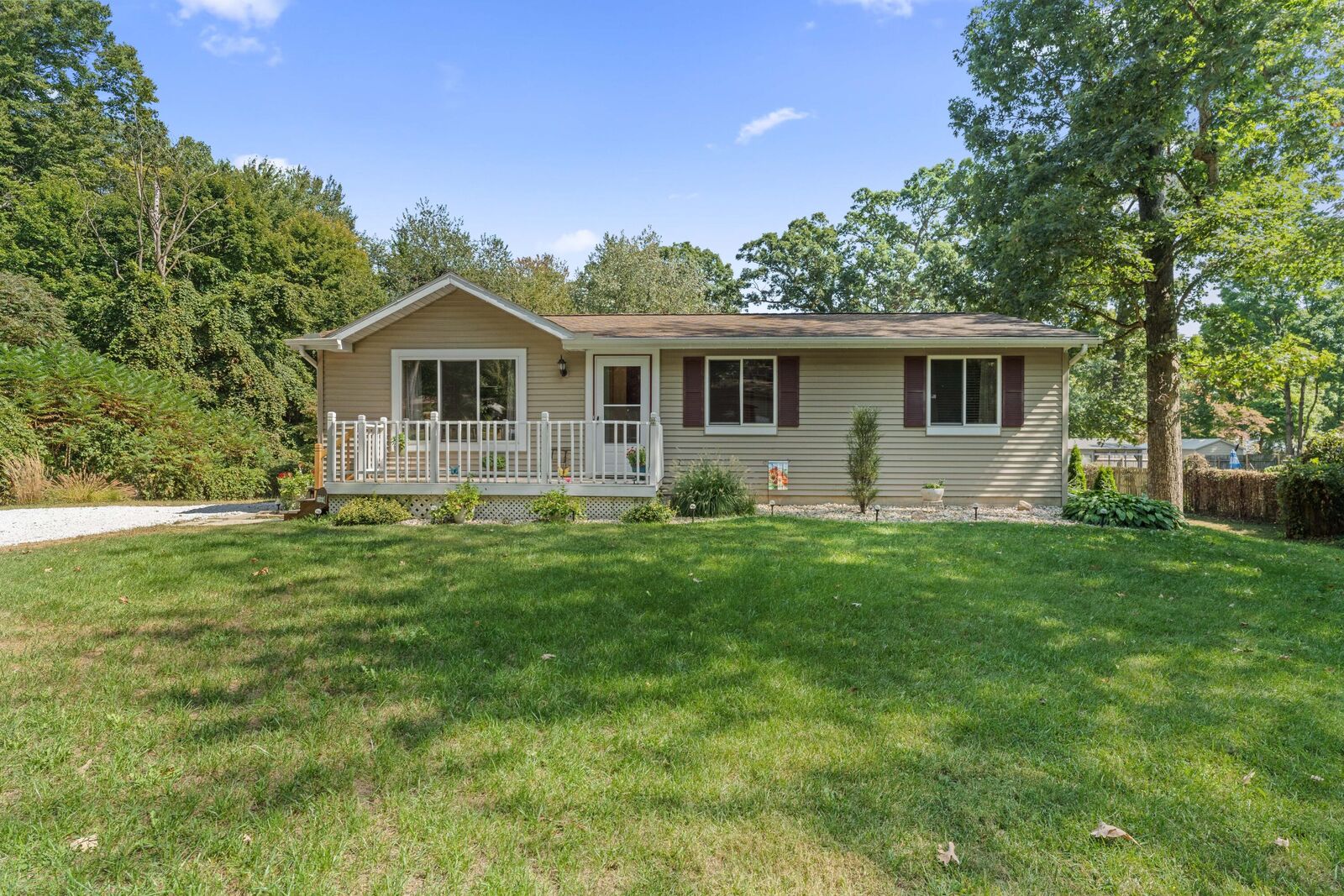 Property Photo: 1185 Greenfield Avenue MI 49120