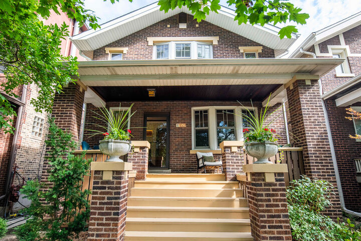 Property Photo: 4529 N Mozart Street IL 60625