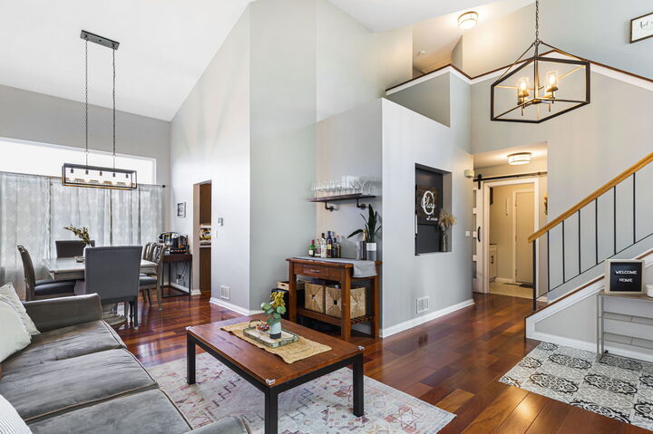 Property Photo: 36253 N Bridlewood Avenue IL 60031
