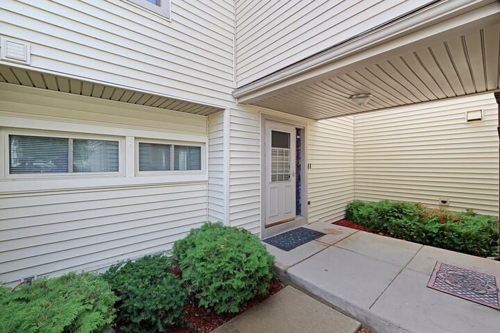 Property Photo: 18638 Golfview Drive IL 60429