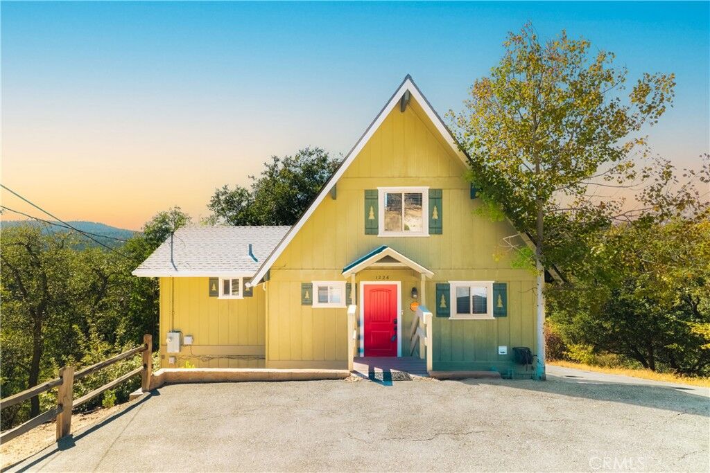 Property Photo:  1226 Grass Valley  CA 92352 