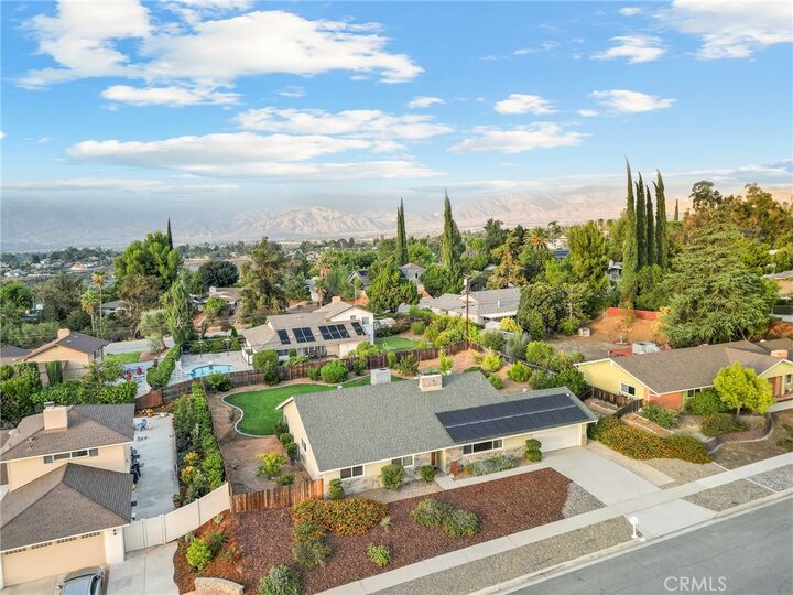 Property Photo:  435 Marilyn  CA 92373 