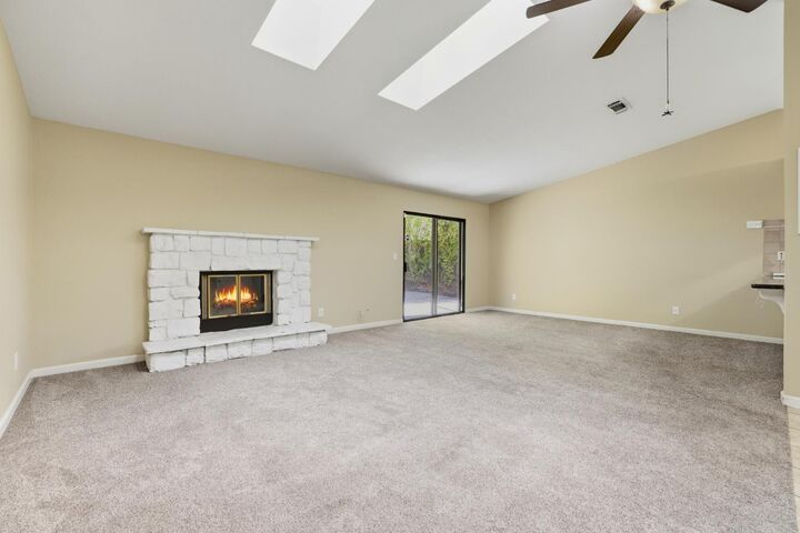 Property Photo: 5948 Sirl Way CA 95662