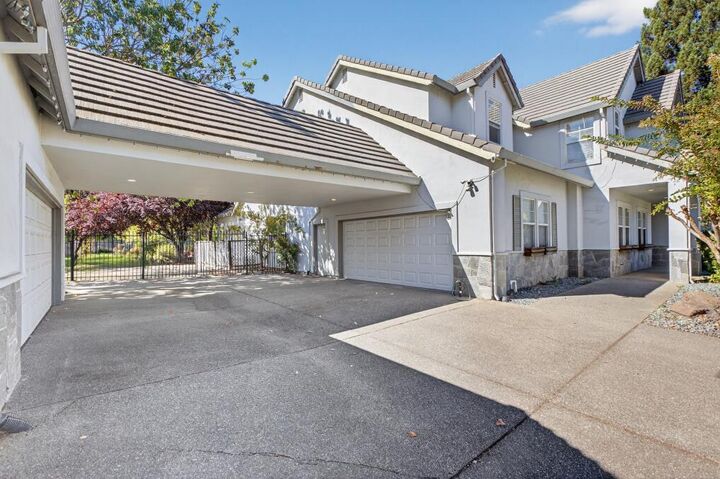 Property Photo:  9011 Quail Cove Drive  CA 95624 