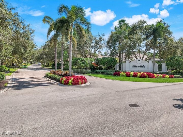 Property Photo:  10005 Idle Pine Lane  FL 34135