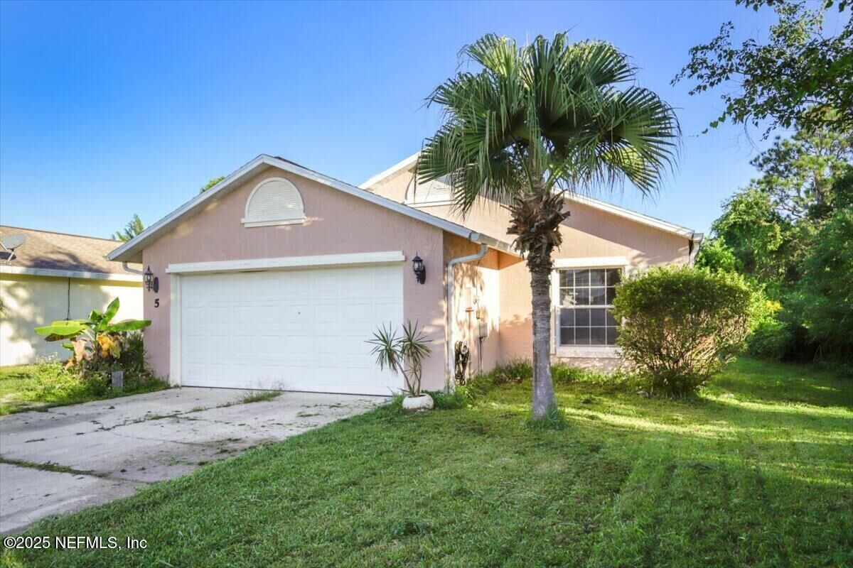 Property Photo: 5 Wood Acre Lane FL 32164