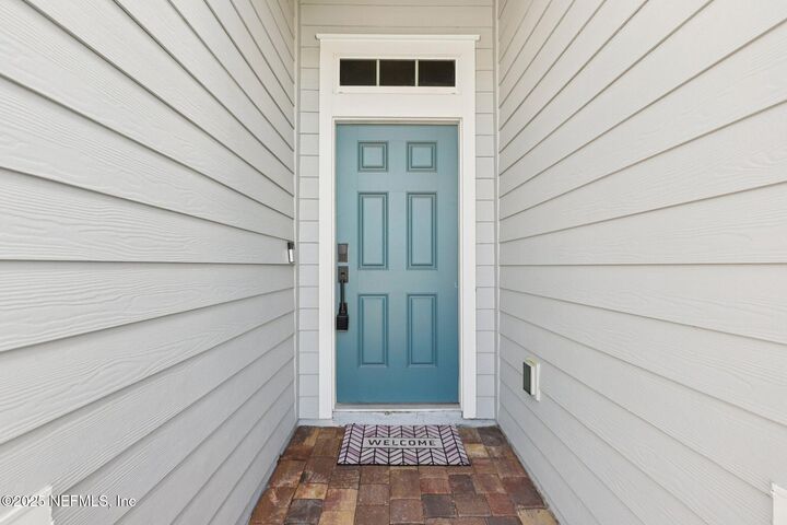 Property Photo: 9870 Ansley Lake Drive FL 32222