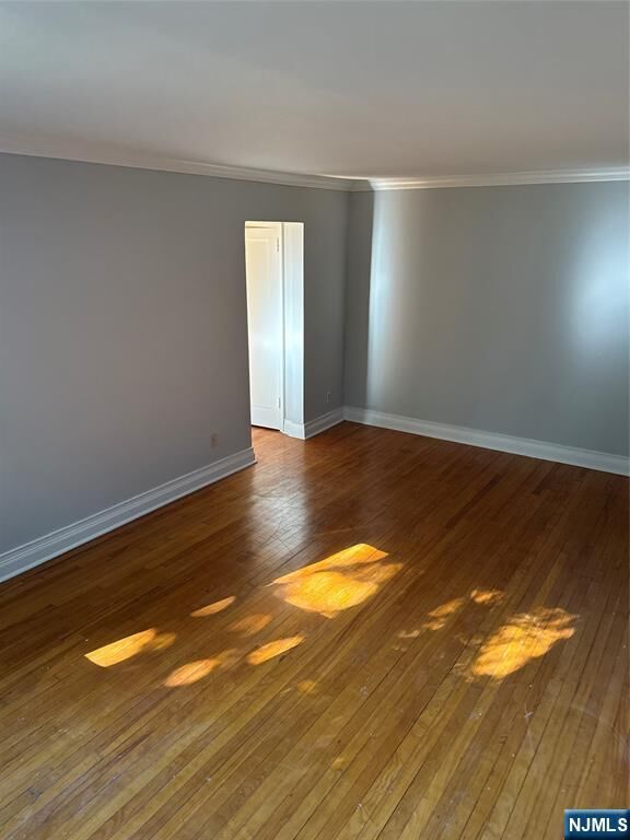 Property Photo:  166 Grand Avenue C13  NJ 07631 