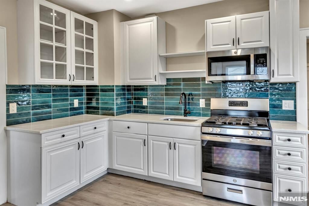 Property Photo:  216 Phillips Avenue 1fl  NJ 07606