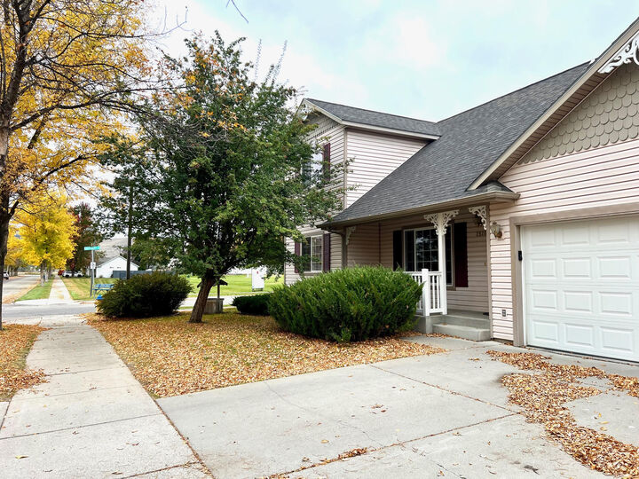 Property Photo:  2920 Fleet Street  MT 59808