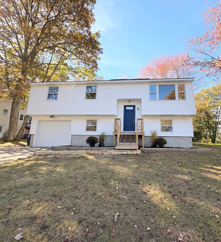 42 Woodfield Street  Nashua NH 03062 photo