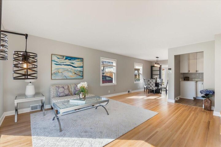 2910 Vernon Avenue S  Saint Louis Park MN 55416 photo