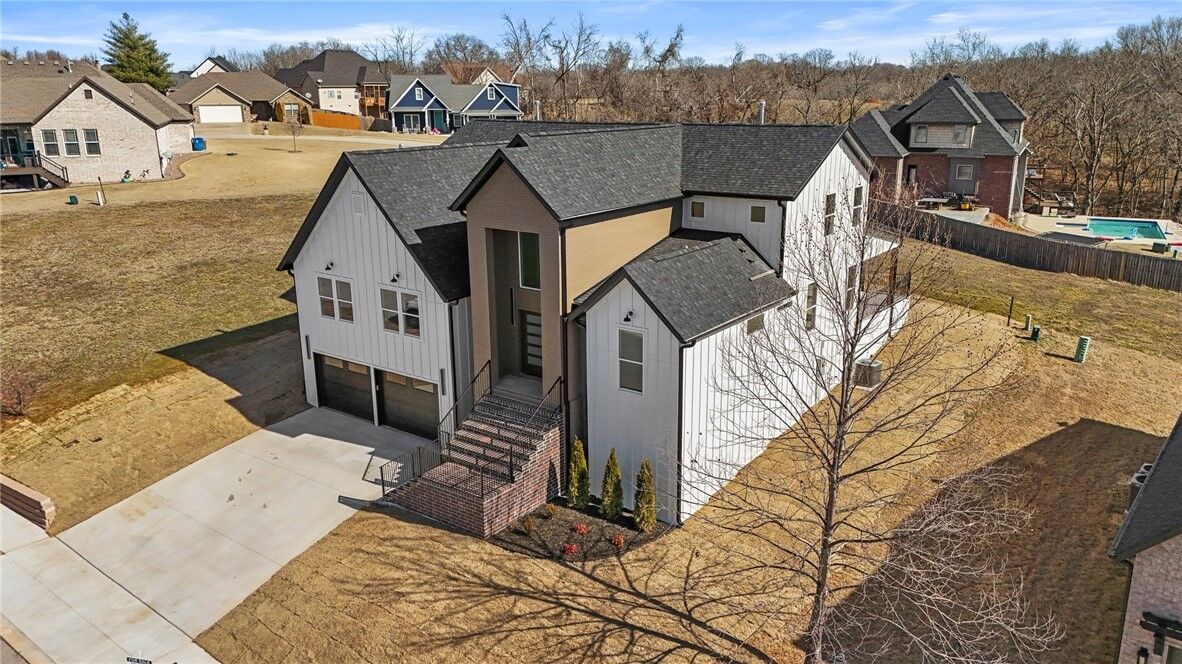 Property Photo:  2170 Hopkins Lane  AR 72751 