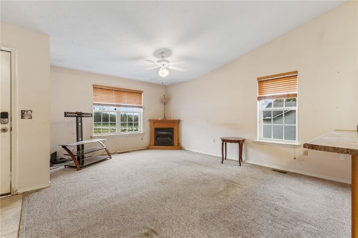 Property Photo: 1119 Walnut Street AR 72601