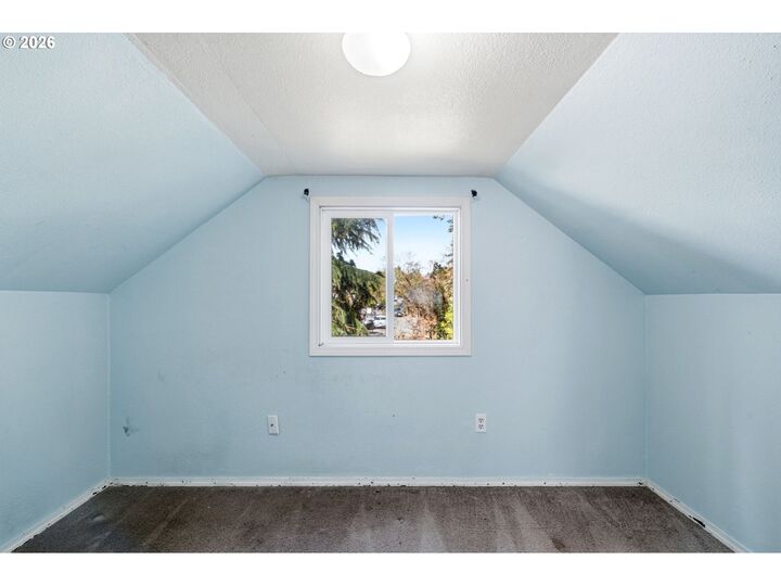 Property Photo:  1061 5th St  WA 98671 