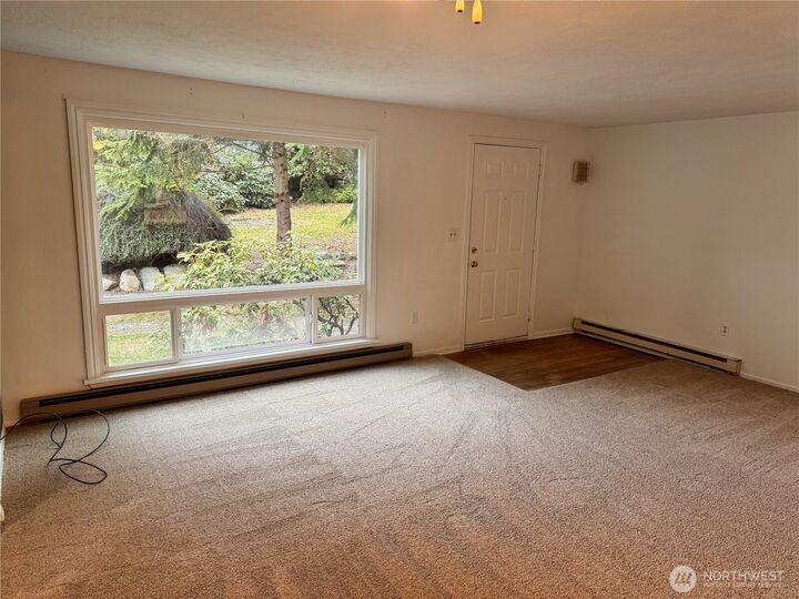 Property Photo: 14547 Ashworth Avenue N WA 98133
