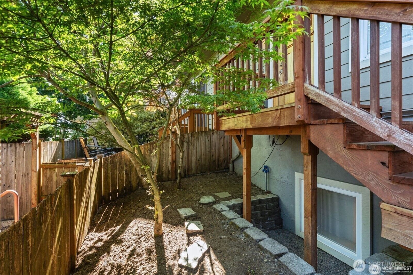 Property Photo: 31 Etruria Street B WA 98109