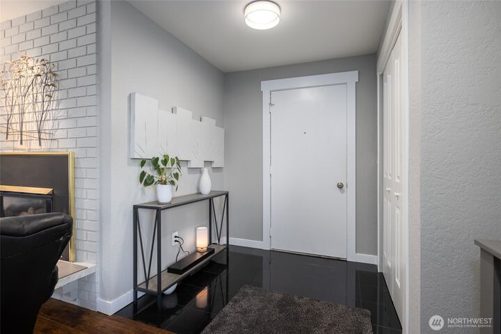 Property Photo: 12462 Gwen Drive 1 WA 98233