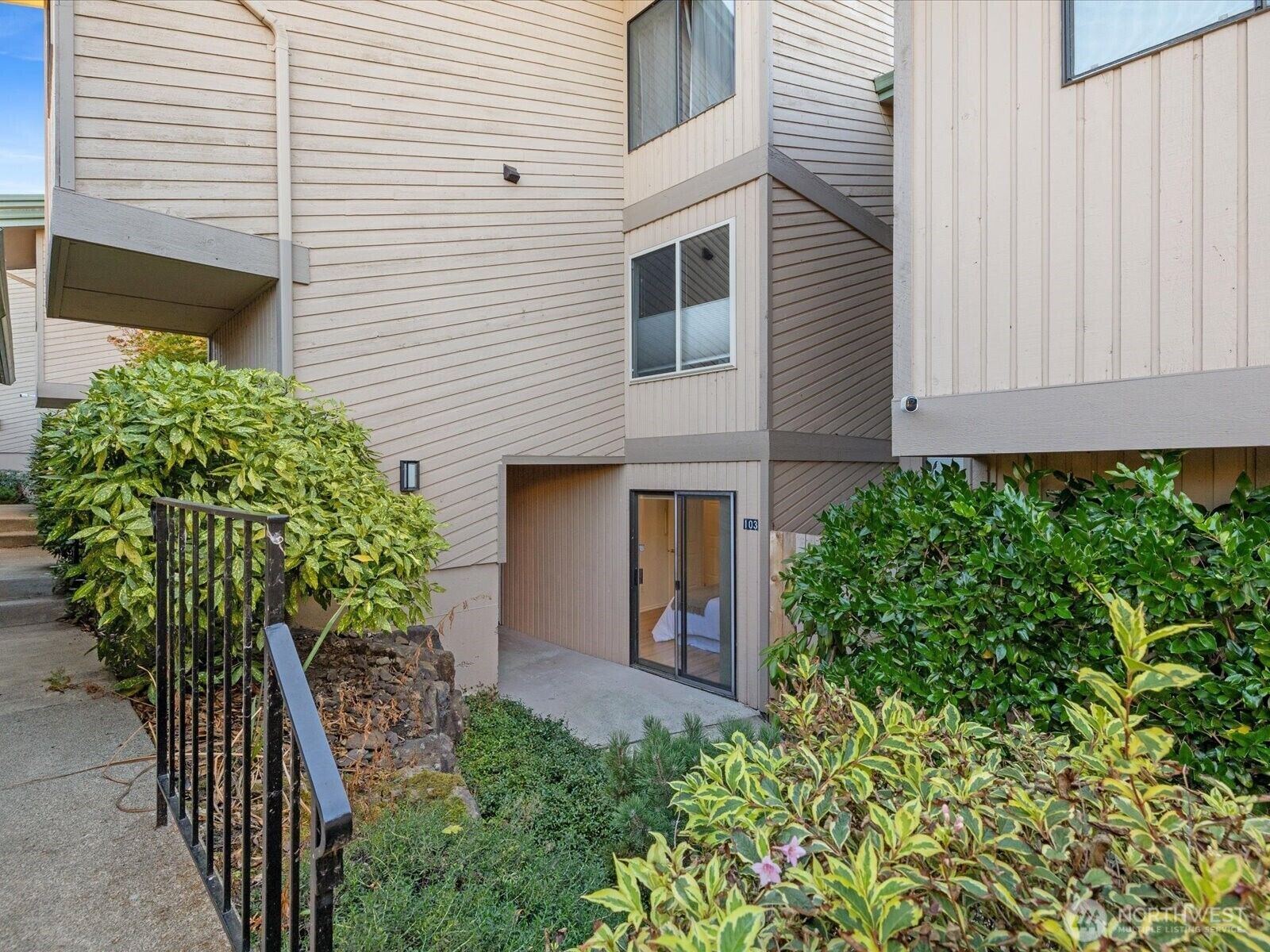 Property Photo:  23001  Lakeview Drive 103  WA 98043 