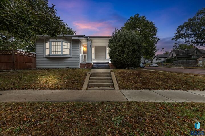 900 W 18th St  Sioux Falls SD 57104 photo