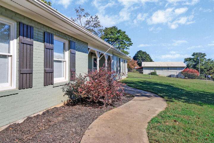 Property Photo: 223 Pearl Street TN 37321