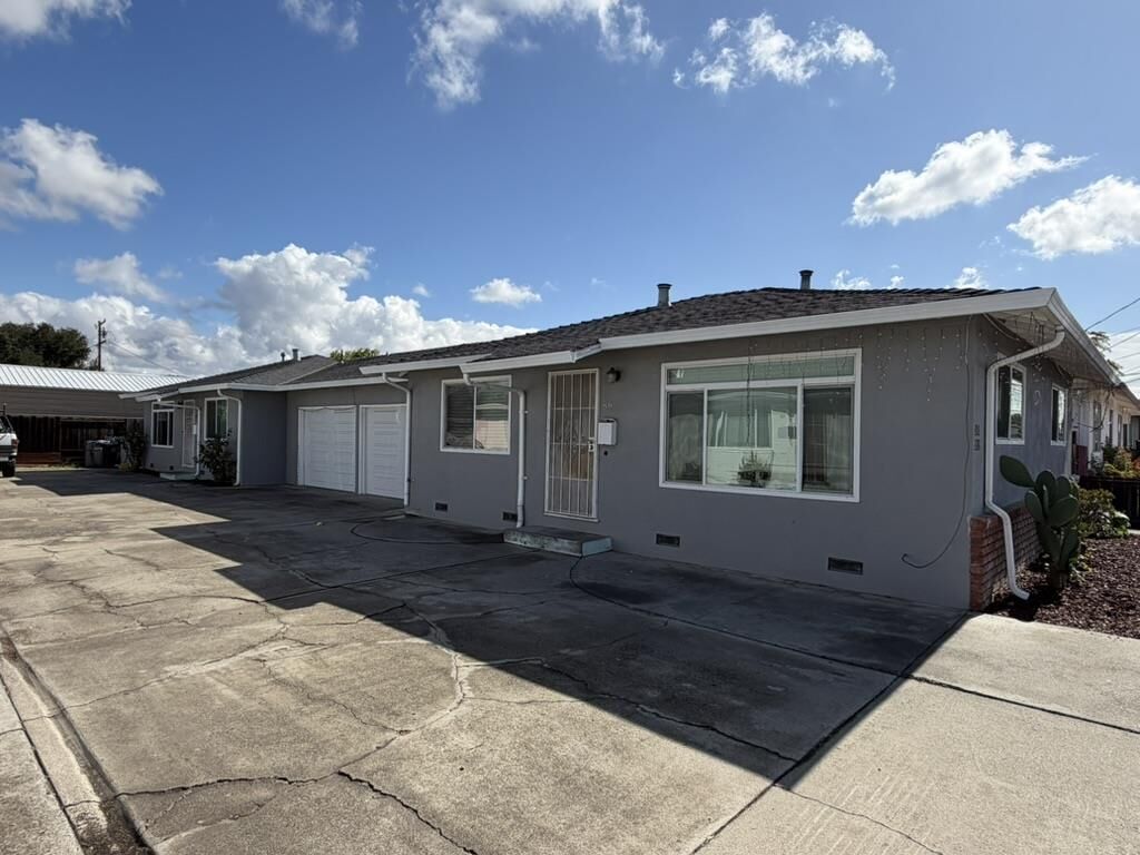 Property Photo:  86-88 Eastwood Court  CA 95116 