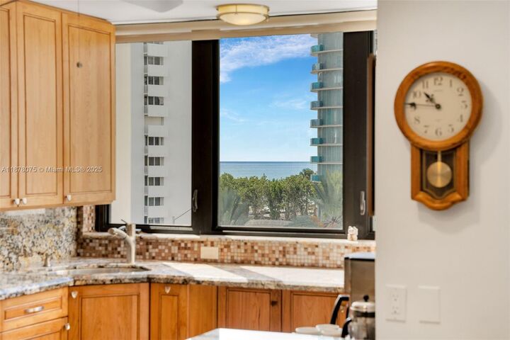 Property Photo: 1361 S Ocean Blvd 604 FL 33062