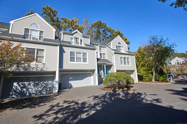 Property Photo: 394 Anton Drive 394 CT 06606