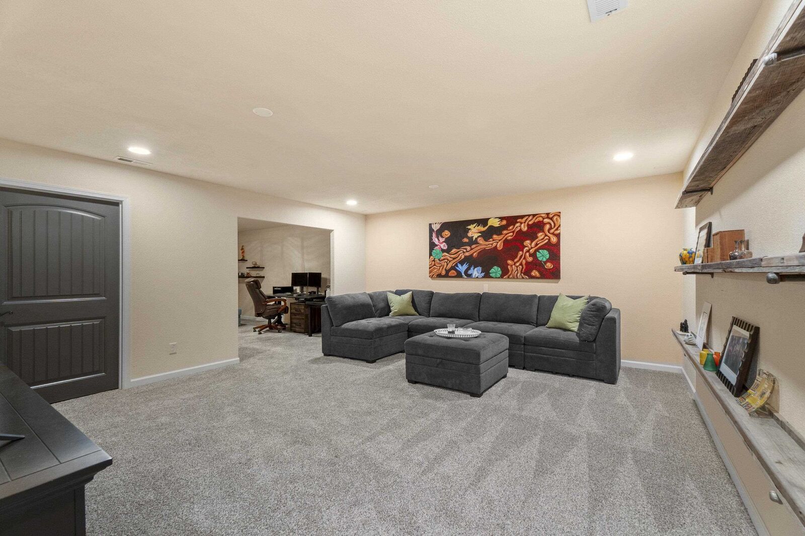 Property Photo: 6730 W Cross Cut Rd WA 99006