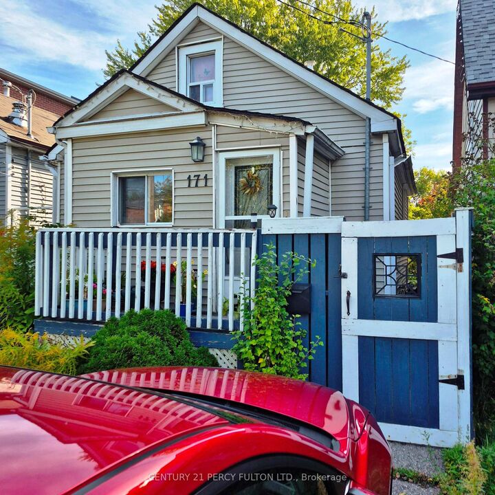 Photo de la propriété: 171 Raleigh Avenue ON M1K 1A5