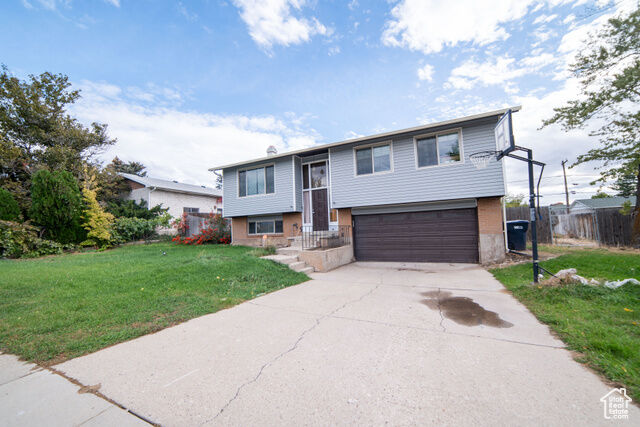 Property Photo: 1430 E 8685 S UT 84093