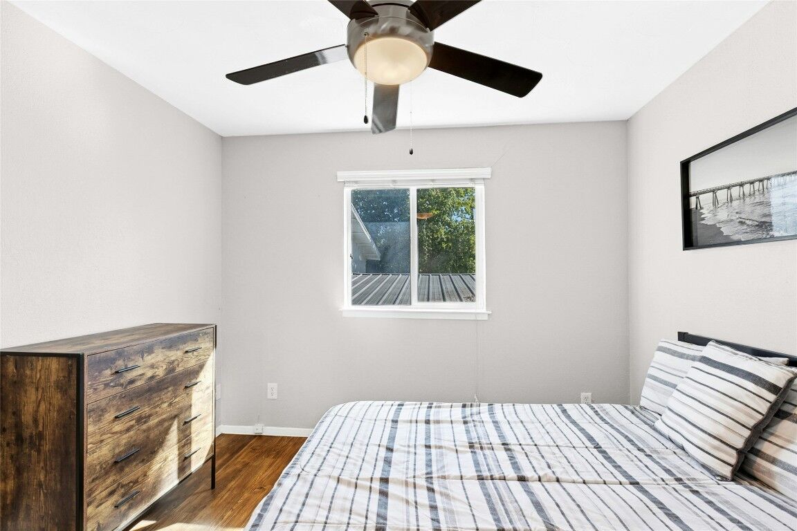 Property Photo: 2401 Manor Road 214 TX 78722