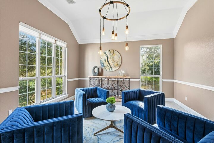 Property Photo:  2 Heatherbloom Lane  TX 78738 