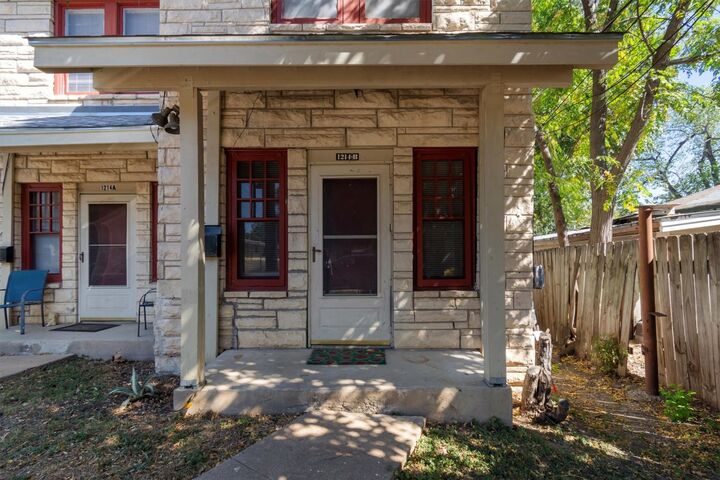 Property Photo:  1214 E 52nd Street B  TX 78723 