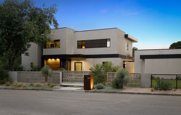 Property Photo:  204 Westbrook Drive  TX 78746 