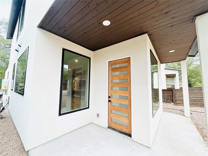 Property Photo: 4324 Airport Boulevard B TX 78722