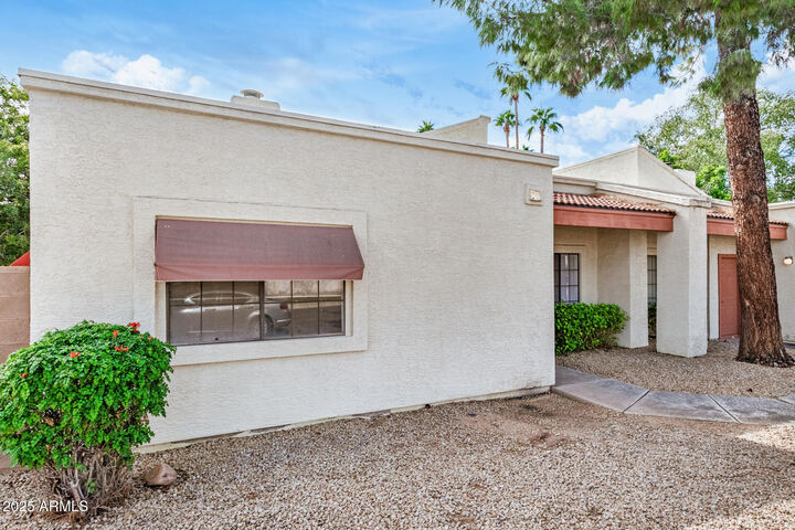 Property Photo:  3535 W Monte Cristo Avenue W 101  AZ 85053 