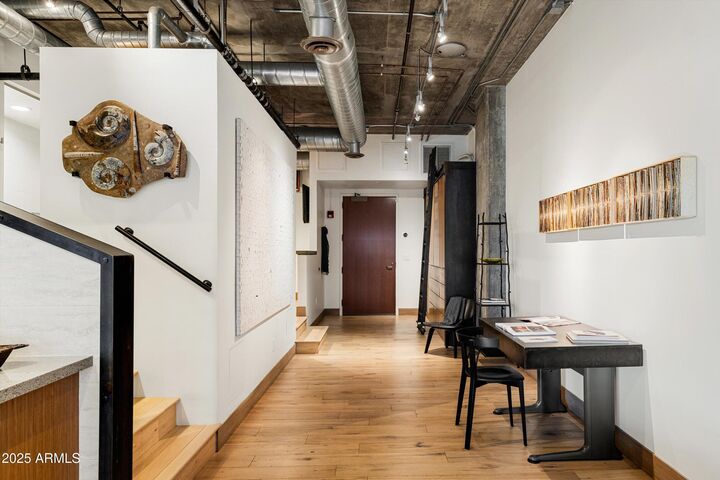 Property Photo:  21 E 6th Street 507  AZ 85281 