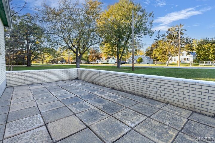 Property Photo: 8115 Tonawanda Creek Road NY 14051