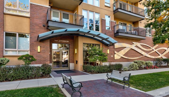 Property Photo: 323 W Jefferson St 501 ID 83702