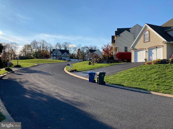 Property Photo: 725 Chickies Drive PA 17512