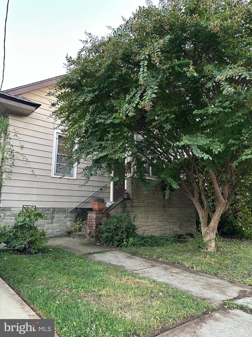 Property Photo: 210 Carlisle Road NJ 08106
