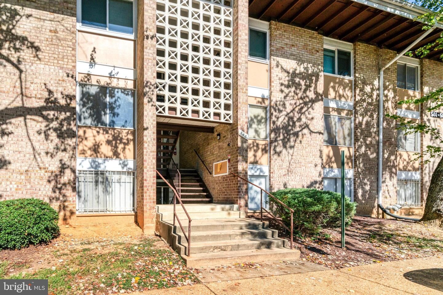 Property Photo: 546 Wilson Bridge Drive 6747 C-1 MD 20745