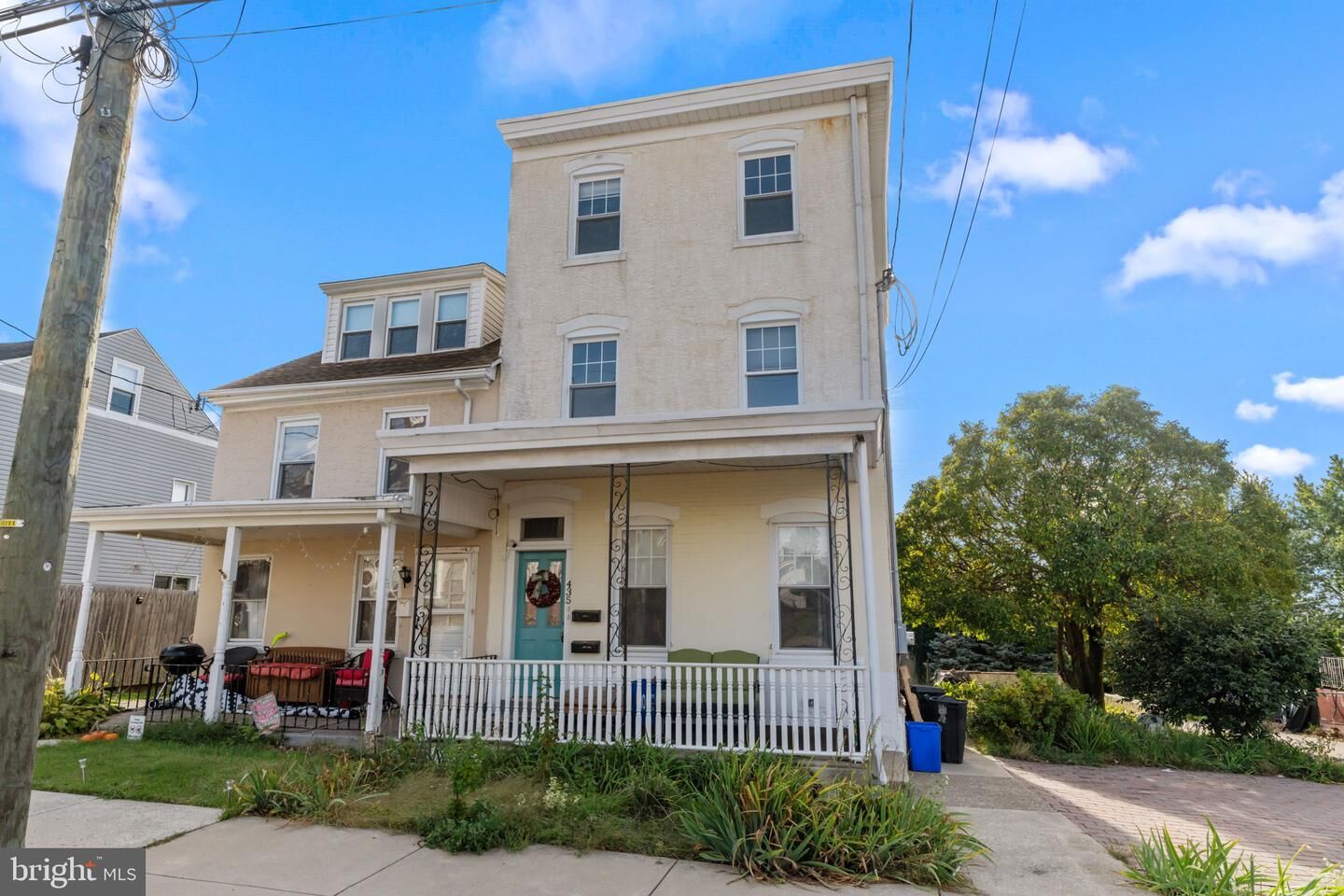 Property Photo:  435 Martin Street  PA 19128