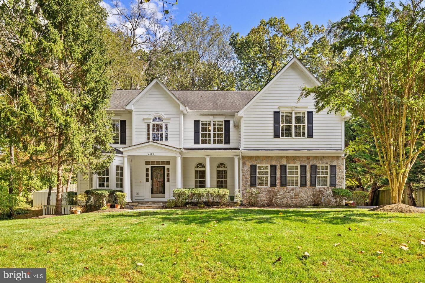 Property Photo: 2503 Easie Street VA 22124