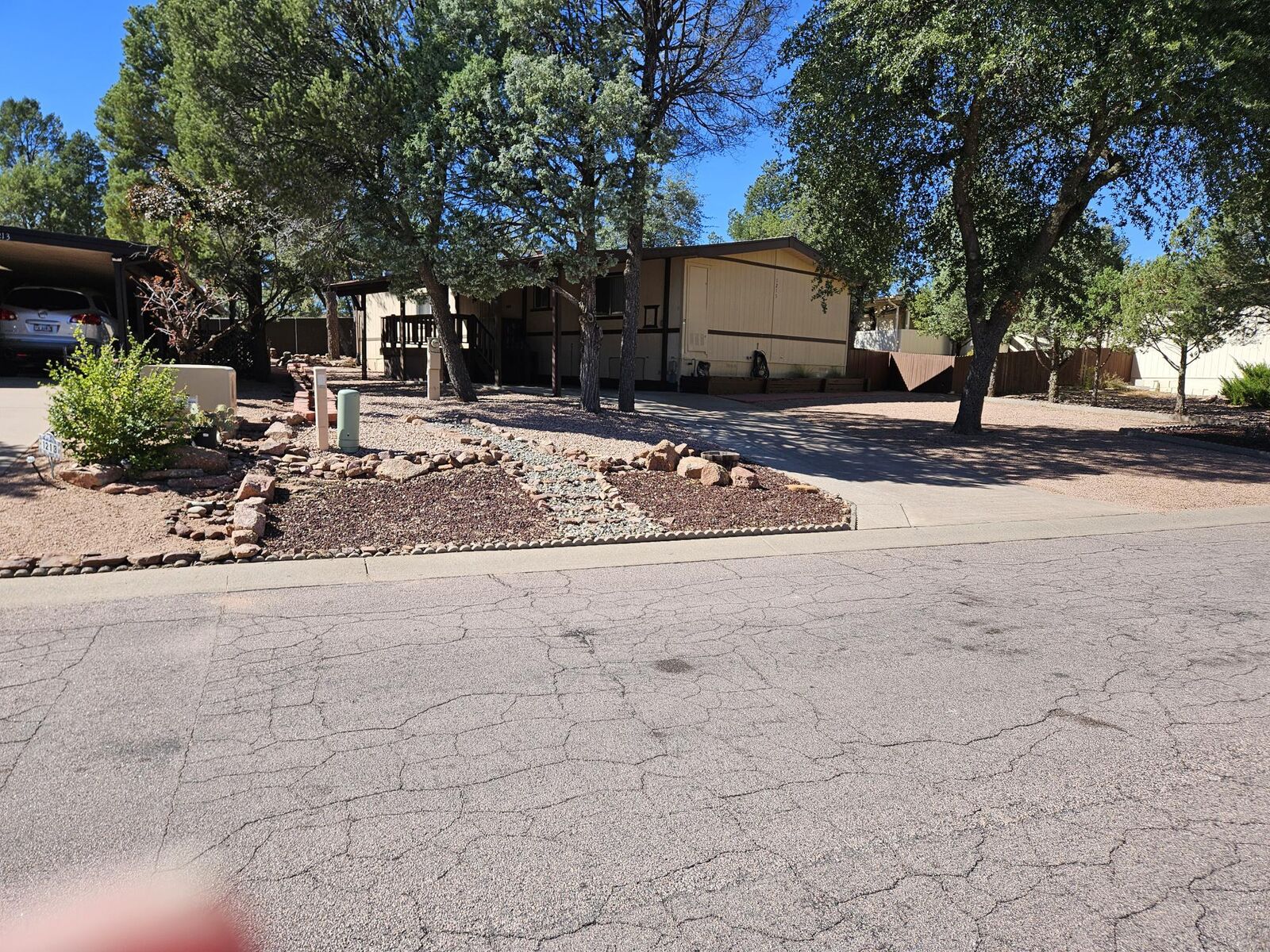 Property Photo: 1215 W Birchwood Road AZ 85541