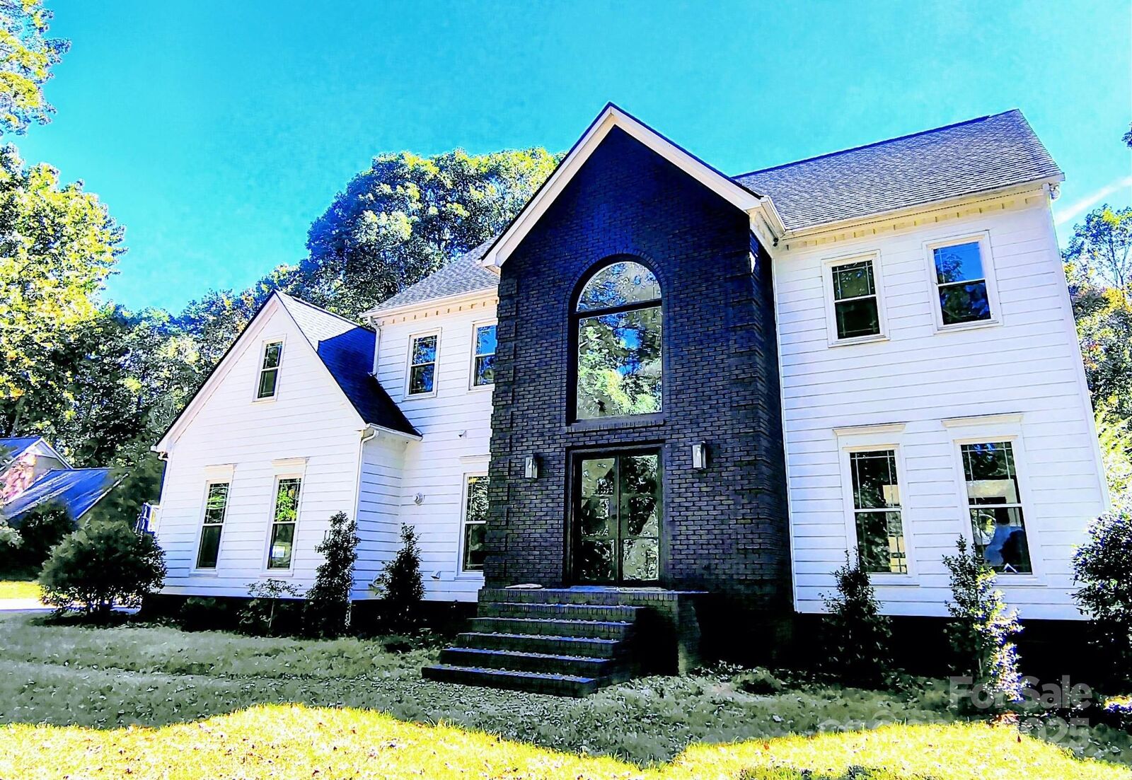 Property Photo: 11917 Shady Oak Court NC 28227