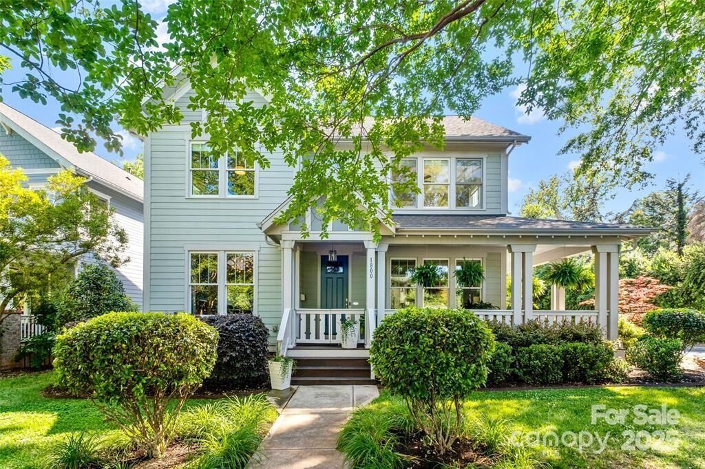 Property Photo:  1800 Belvedere Avenue  NC 28205 