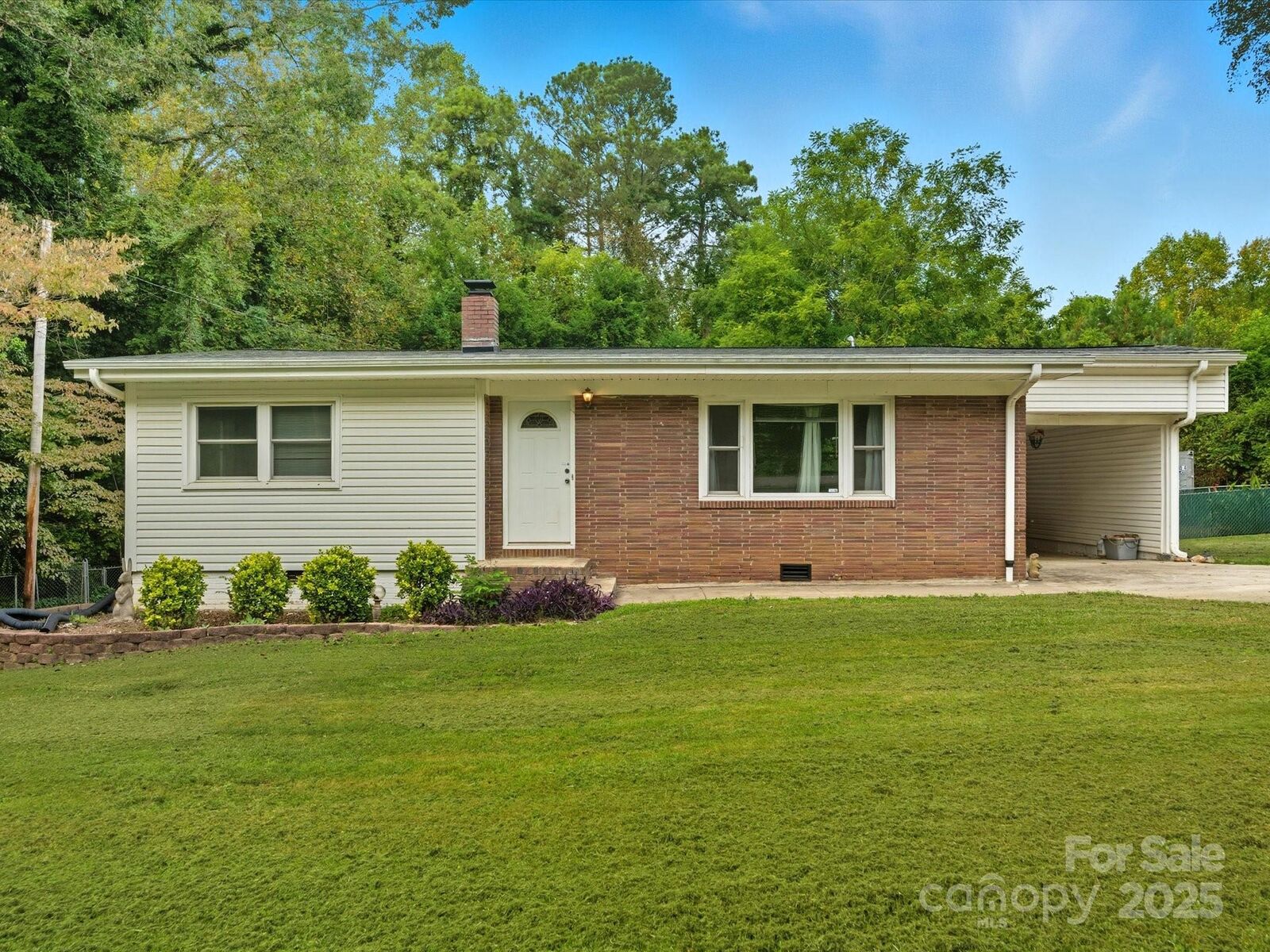 Property Photo: 5644 Lewis Road NC 28052
